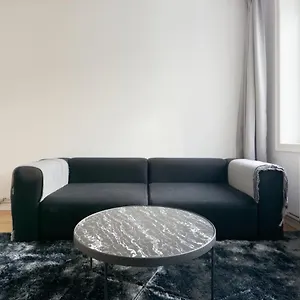 Stylish 2br W Private Balcony In Cph Centre Apartamento